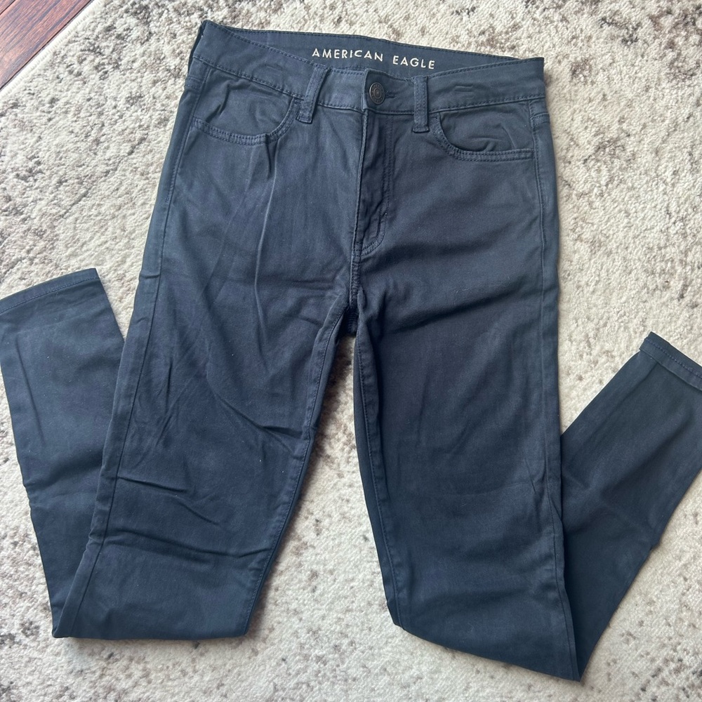 American Eagle Navy High Rise Jegging